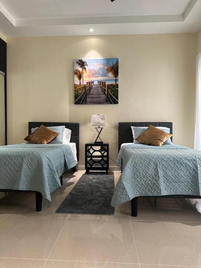 Casa Bella Vista @ Pyramid Point Villa Ocho Rios Kültér fotó